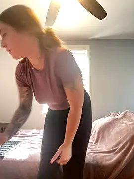 jaseyrae online show from September 19, 2:49 pm