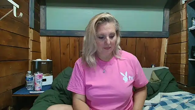 lisaxlovexxx online show from March 8, 2:26 am