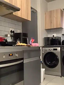 CurvyDesire1 online show from October 21, 4:27 am