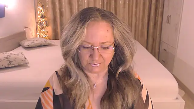 Raisshy online show from February 13, 7:21 am