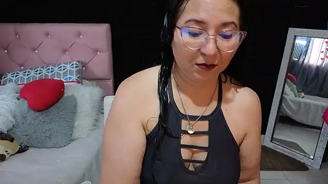 katifoxx online show from May 31, 4:24 pm