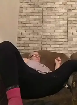 Cerd Ayaz online show from October 2, 5:29 pm