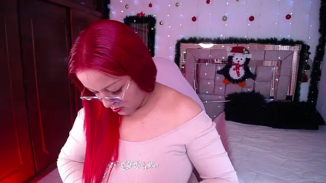 salomecastro  online show from January 8, 9:52 pm