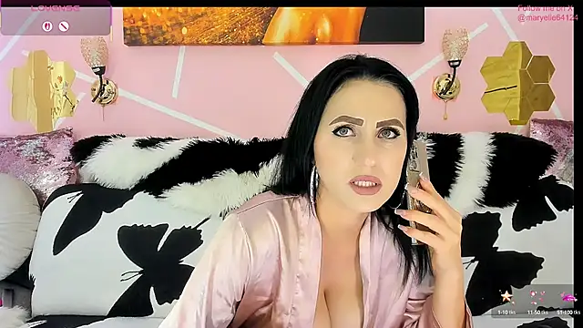 Maryelle online show from October 7, 8:24 pm