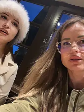 Etwas neugierig online show from March 10, 5:50 pm