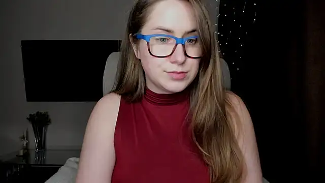 SeasonalSomeone online show from November 24, 9:06 pm