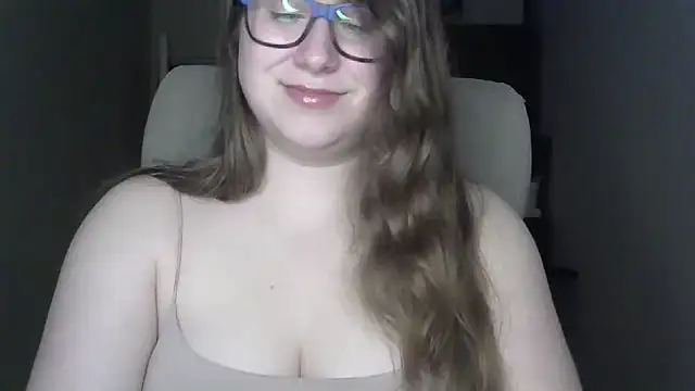 SeasonalSomeone online show from June 14, 9:26 pm