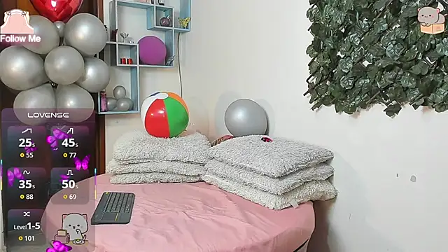 DestinyHills online show from March 13, 12:50 pm