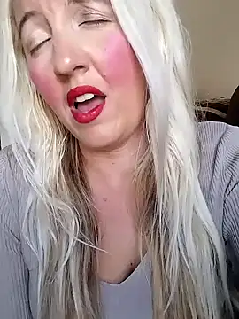 Snapshot of Mllesha74000 chatting on September 27, 1:29 pm Mllesha74000 online show from September 27, 1:29 pm