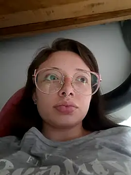 linda-schmidt online show from December 19, 2:48 am