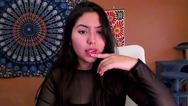 IntimateTales online show from November 30, 11:25 am