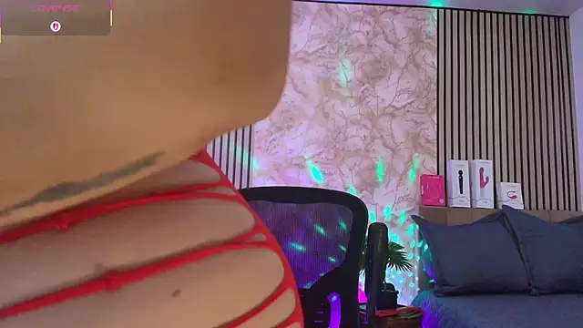 JuliRamirez online show from September 27, 2:24 pm