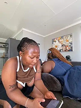 MissLola27 online show from September 22, 11:41 am