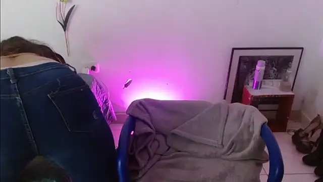 keyklin1 online show from February 21, 1:12 pm