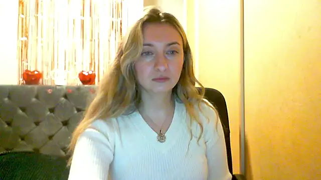 SusanCurt online show from February 22, 3:13 pm