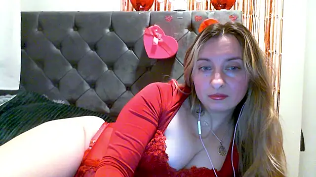 SusanCurt online show from February 14, 7:38 pm