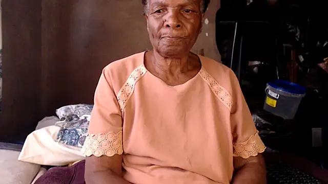 NaughtyGranny online show from November 26, 1:56 pm