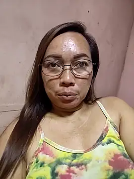 asianwet4u online show from March 26, 6:31 pm