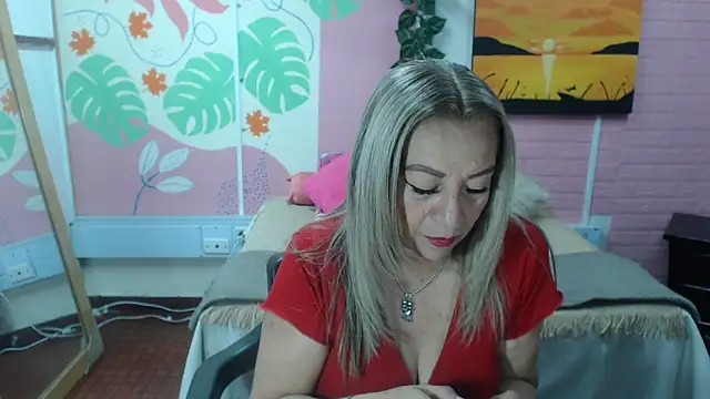 ZAMANTHA online show from November 7, 3:39 pm