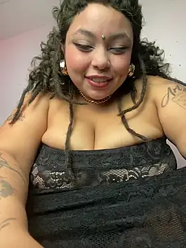 PrincessLauren420 online show from June 3, 2:01 am