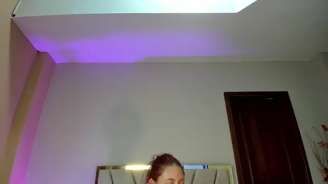 JupiteFox online show from April 1, 12:55 am