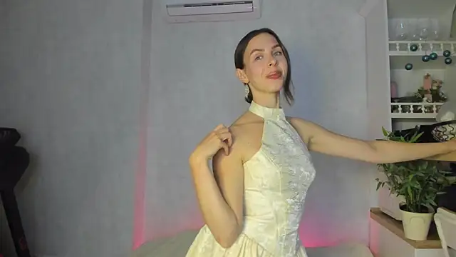 Snapshot of Teresa_Hardly chatting on October 10, 8:25 pm Teresa Hardly online show from October 10, 8:25 pm