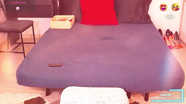 Alenny11 online show from April 15, 3:07 am