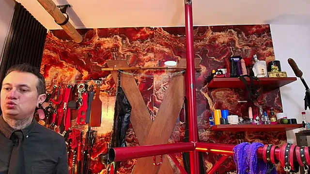 boy n girl online show from October 10, 9:47 am