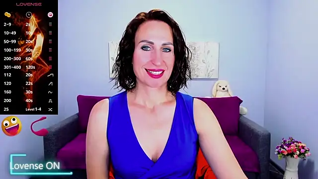 Nia Smithh online show from October 1, 12:32 pm