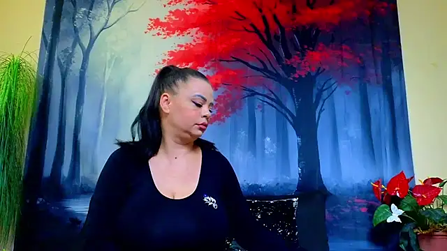 ElizabethEven online show from October 14, 9:28 pm