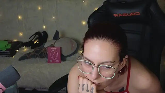 Ginger Stay online show from November 6, 10:59 pm