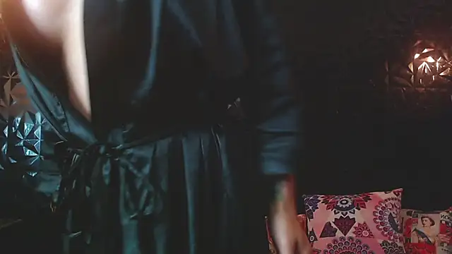 PINK  LOLA1 online show from November 14, 12:10 am