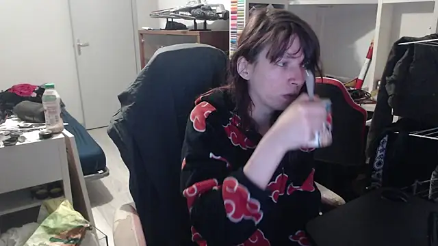 missthon0 online show from March 11, 11:47 am