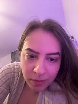 eleonoree online show from December 1, 5:00 am