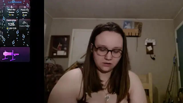 TurtleLady420 online show from April 6, 4:46 am