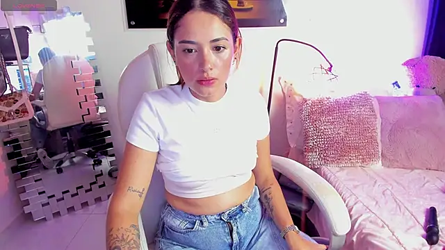 KimberlySaen online show from March 17, 12:47 am