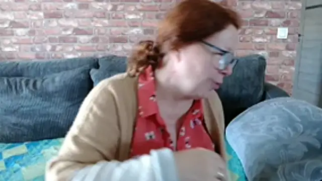 Adelewildx online show from November 15, 11:55 am