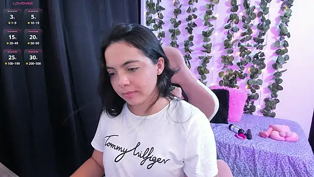 ashley morgan 18 online show from October 2, 3:11 am