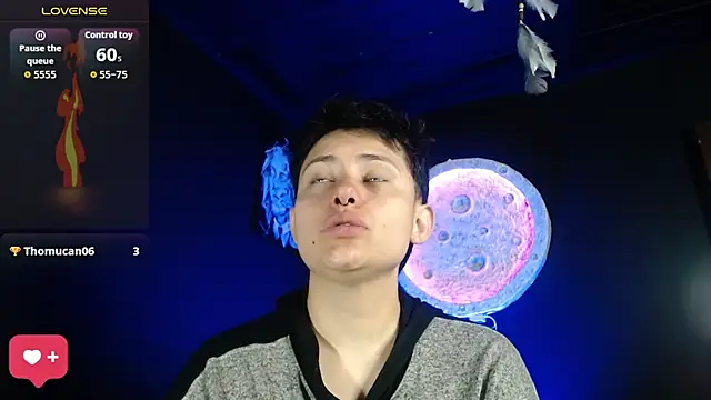 girl intense444 online show from September 23, 1:09 pm