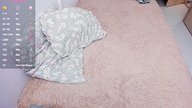 loliwoods online show from September 24, 5:45 pm