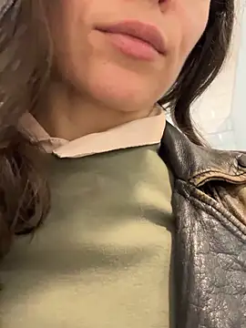 SofiaFoster  online show from March 28, 2:05 pm