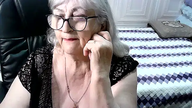 LolkaAlyss online show from November 16, 9:59 pm