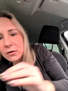 NaomiAndFriends online show from February 24, 7:40 am