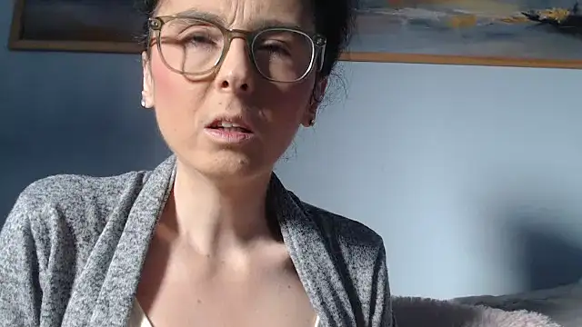 cleophee online show from October 30, 9:33 am