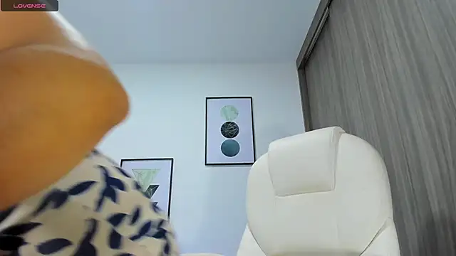 Paty37 online show from April 17, 11:51 pm