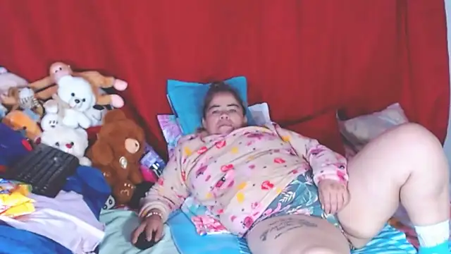 estrellita fugaz16x online show from October 14, 8:17 am