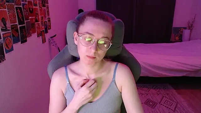 AnabelFrel online show from March 19, 12:15 am