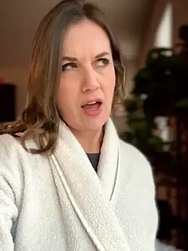 MaiseKnox online show from November 15, 10:22 pm