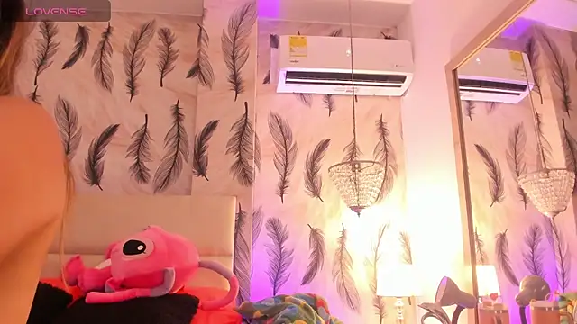 Vivi prinncess online show from October 8, 1:21 am