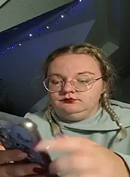 Fiona0705 online show from September 24, 5:34 pm